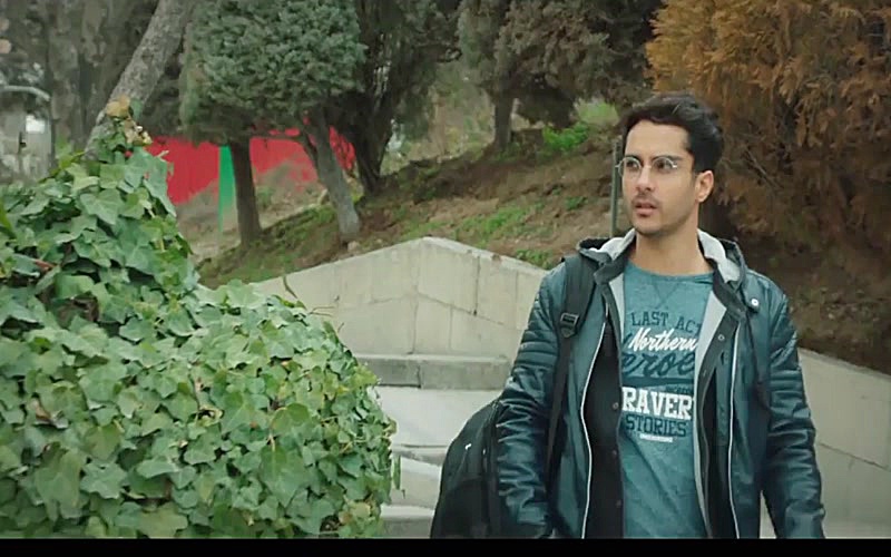 Blue Whale (For the Hearing-Impaired) S01E09