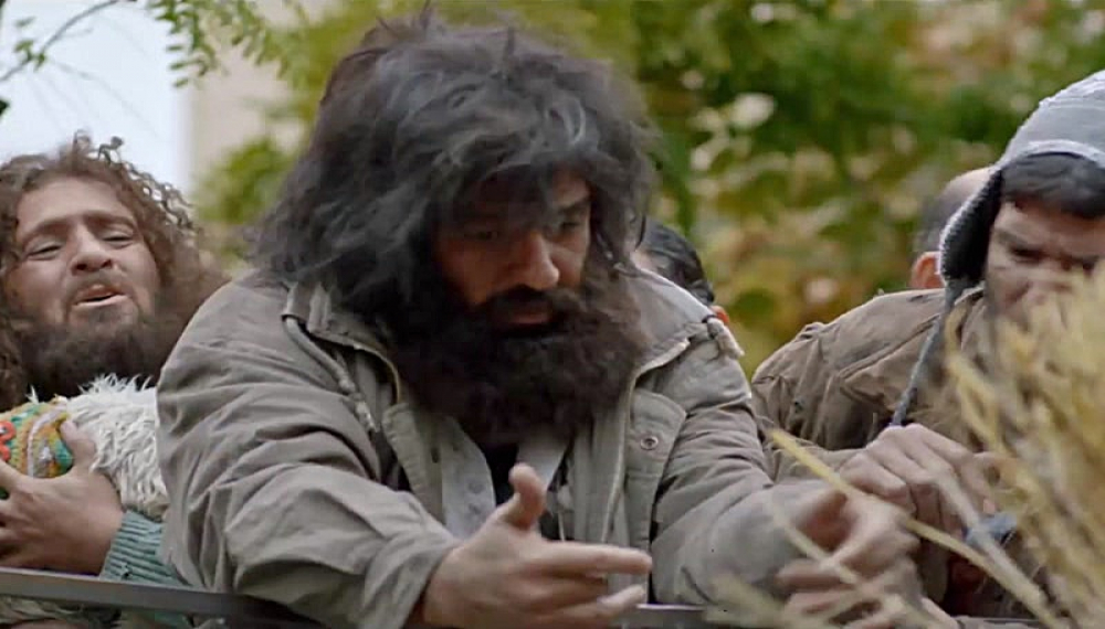 Saljhaye Door Az Khaneh - S01E01