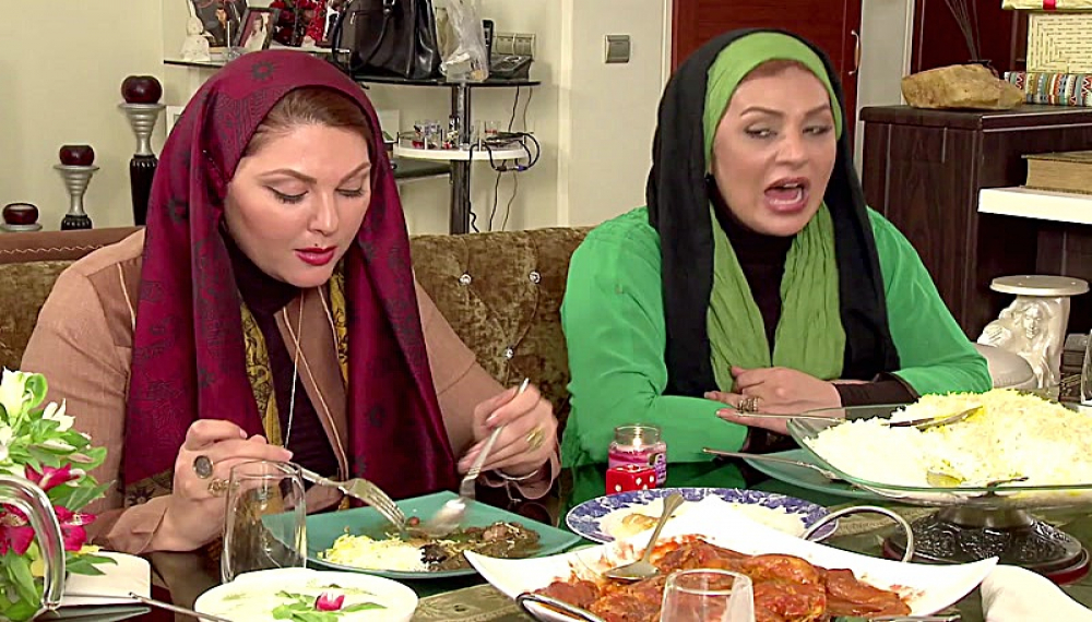 Iranian Dinner S01E21: Nasrin Moghanloo